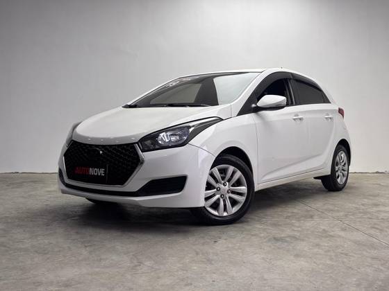 HYUNDAI HB20 1.0 COMFORT PLUS 12V FLEX 4P MANUAL HYUNDAI HB20 1.0 COMFORT PLUS 12V FLEX 4P MANUAL